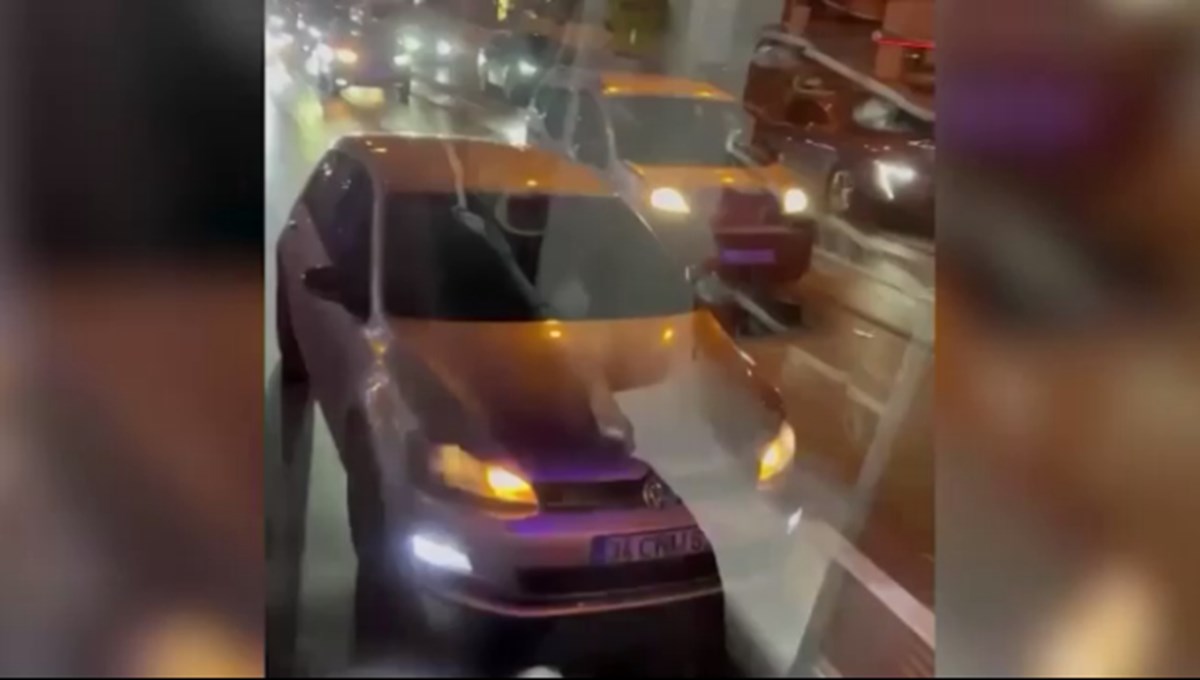 İstanbul'da selektör yakıp ambulansı sıkıştırdı İstanbul'da selektör yakıp ambulansı sıkıştırdı