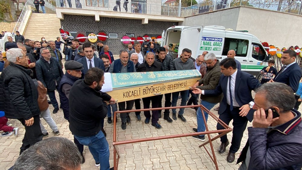 Kemal Kılıçdaroğlu'nun kardeşi son yolculuğuna uğurlandı - 4