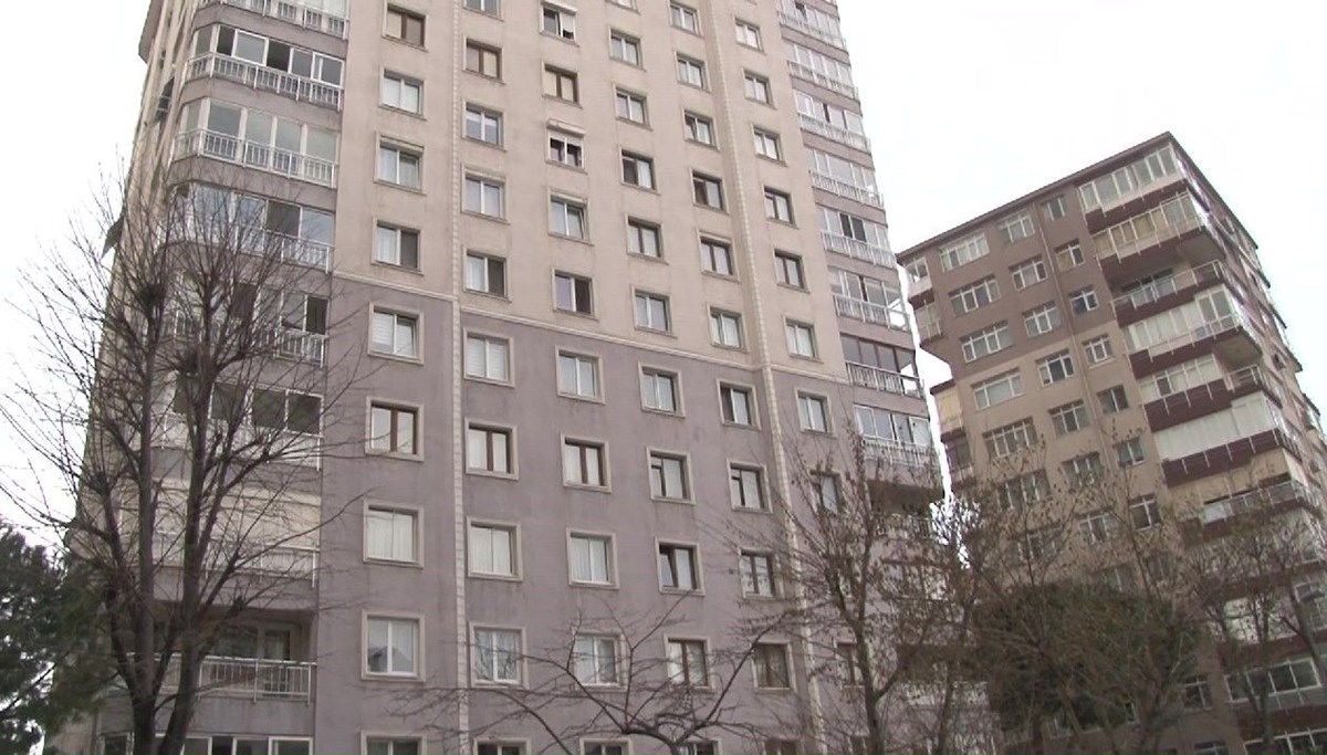 Kadıköy'de kiracı yeni ev sahibine saldırdı Kadıköy'de kiracı yeni ev sahibine saldırdı