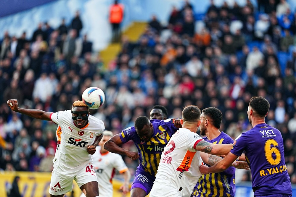 "Adam oynamıyor, adeta resital yapıyor" (Spor muharrirlerinden Galatasaray yorumu) 72 ZkR RTes90Sd9jf8mfFa9g