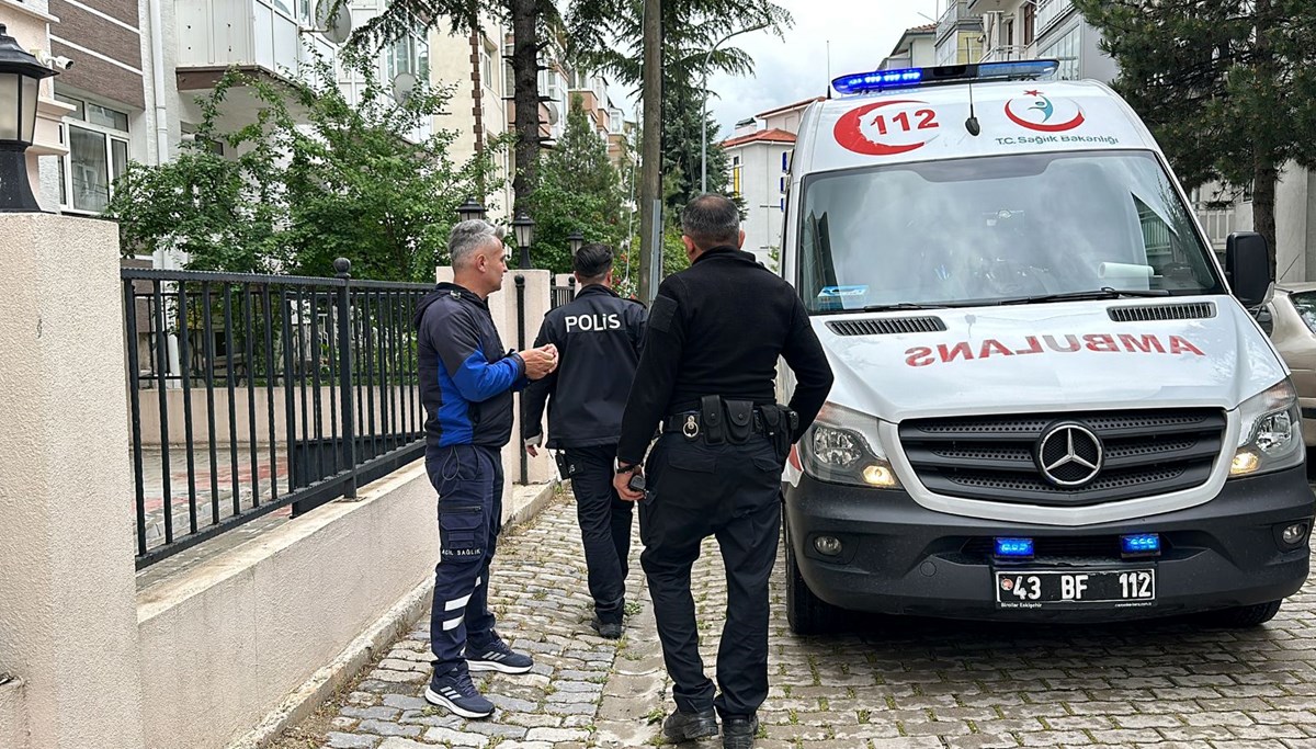 Kütahya’da bir kişi eşini omzudan bıçakladı Kütahya’da bir kişi eşini omzudan bıçakladı