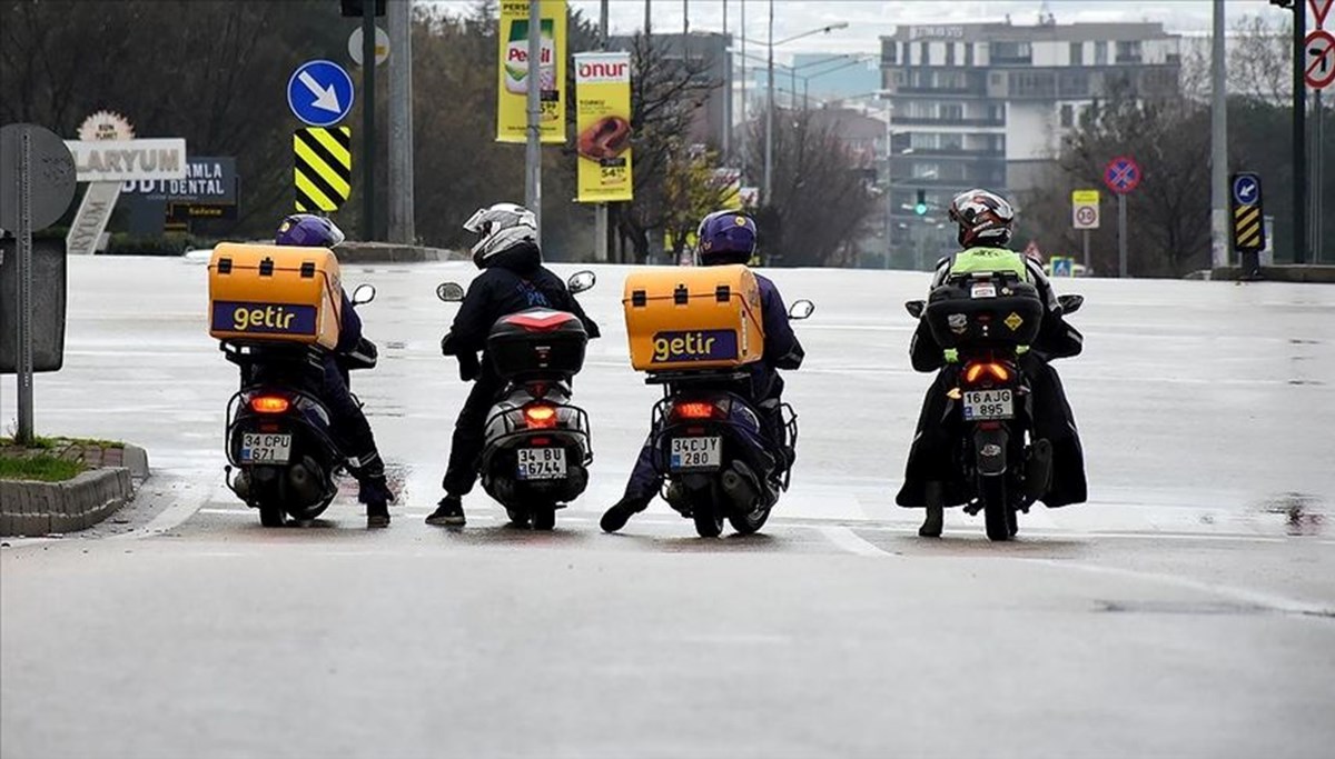Kuryelerin mesai saatlerine düzenleme geliyor Kuryelerin mesai saatlerine düzenleme geliyor