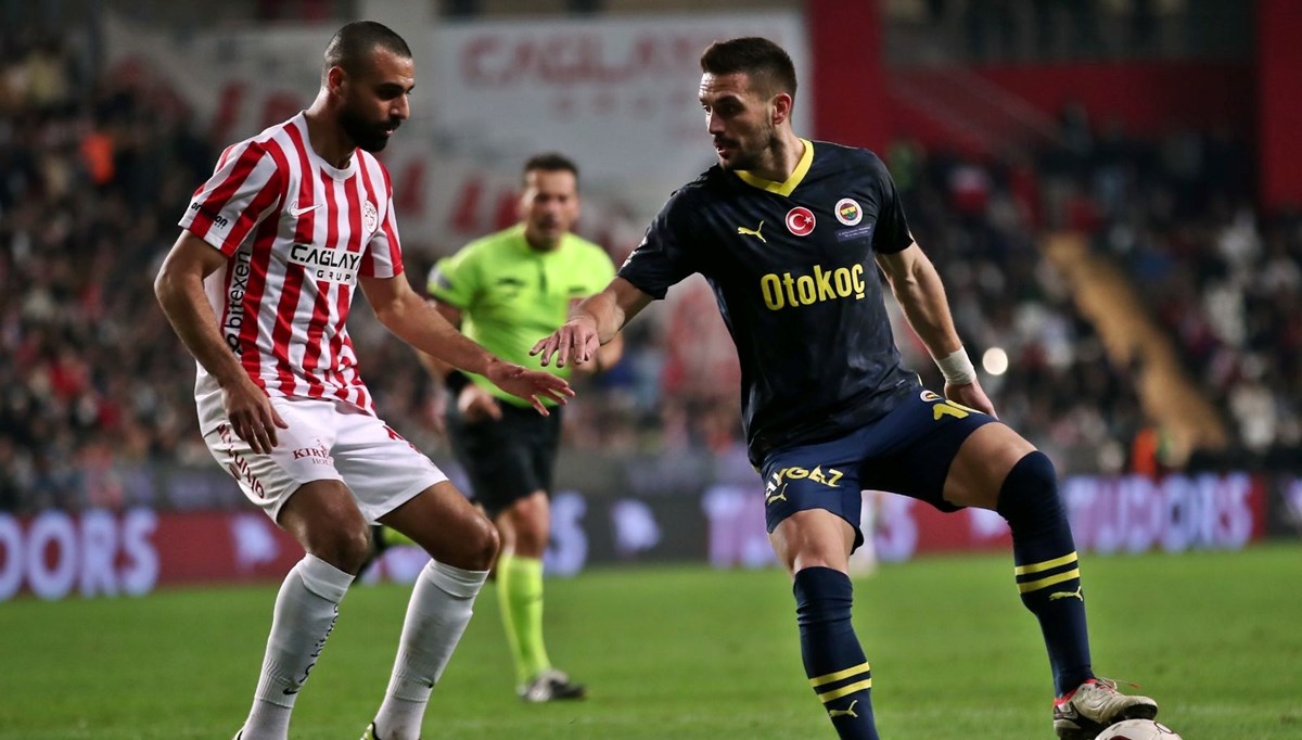 Antalyaspor ile Fenerbahçe 57. randevuda Antalyaspor ile Fenerbahçe 57. randevuda
