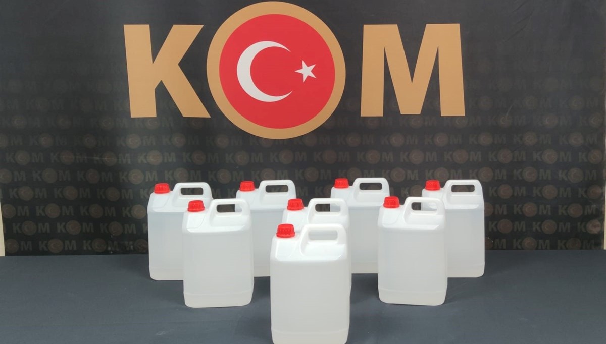 Kastamonu'da 40 litre etil alkol ele geçirildi Kastamonu'da 40 litre etil alkol ele geçirildi