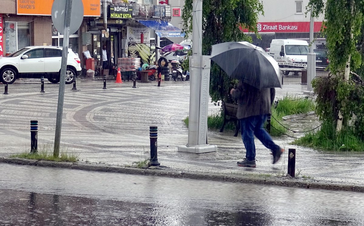 5 il için sarı kodlu uyarı: Çok kuvvetli sağanak 02.00’de başlayacak, akşam 20.00’ye kadar sürecek