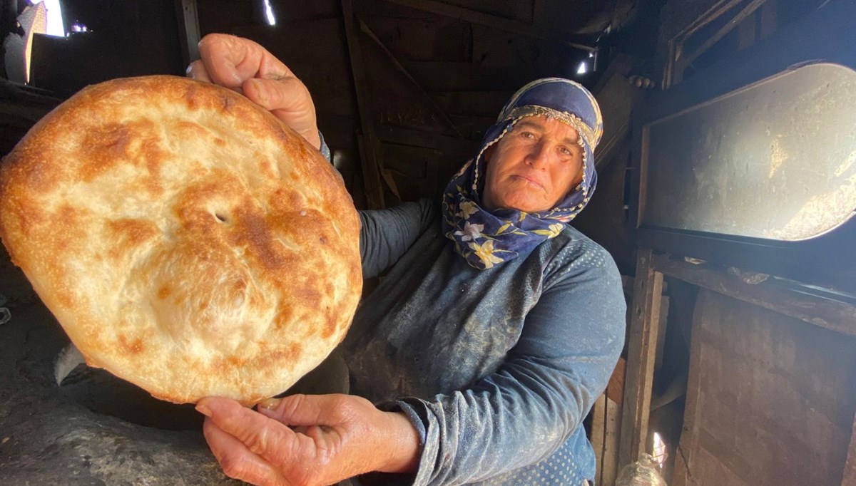 Mardinli kadınların tandır mesaisi: Tanesi 20 liradan satılıyor