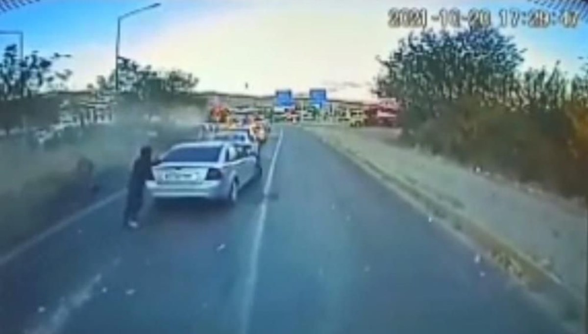 6 kişinin yaralandığı kaza kamerada