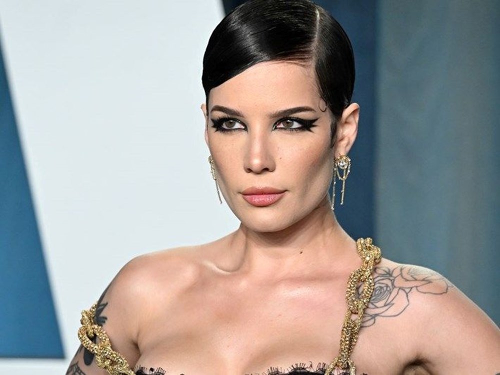 Mikrofonlardan kaçıyorlar! Hayatlarını gizli tutmayı tercih eden ünlüler - 6