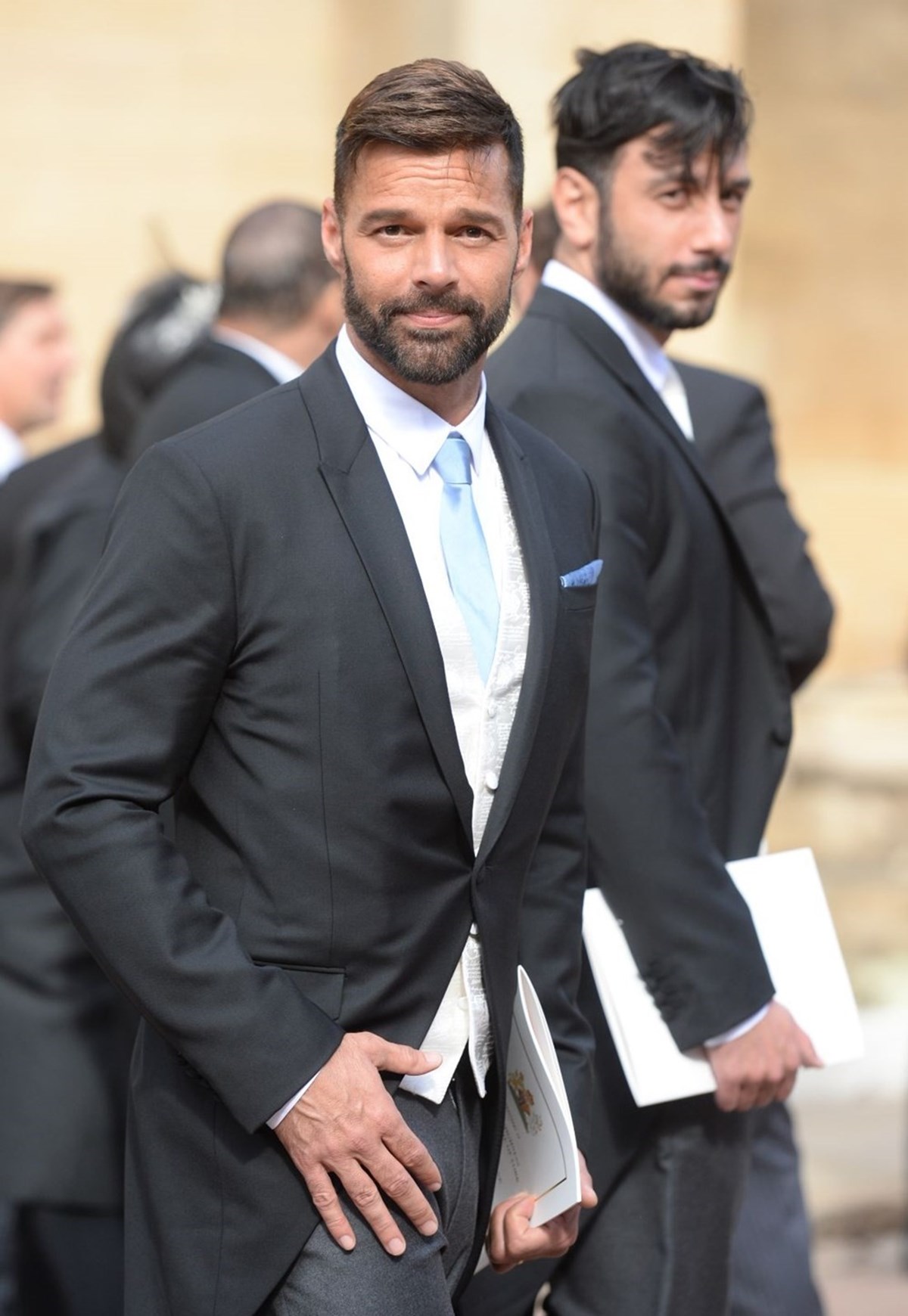 2010 yılında eşcinsel olduğunu açıklayan ve 2018'den bu yana Suriye doğumlu İsveçli ressam Jwan Yosef ile evli olan Ricky Martin'in taşıyıcı anneden dünyaya gelen dört çocuğu var.