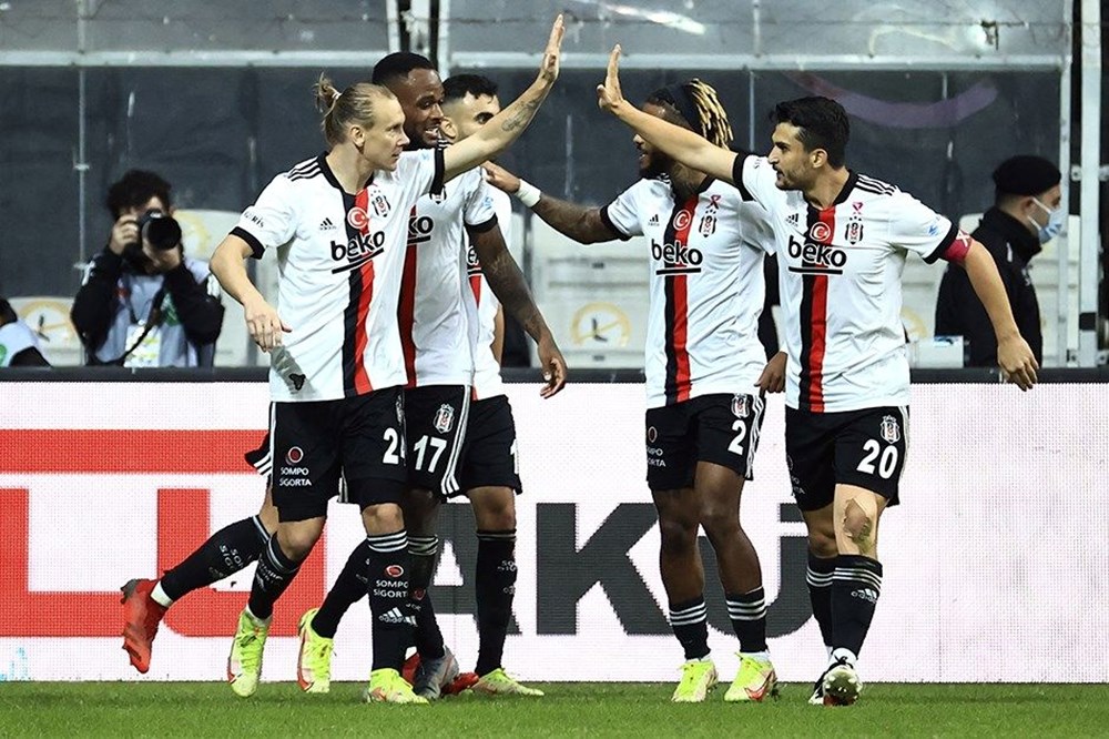 Rakamlarla Galatasaray-Beşiktaş rekabeti (Muhtemel 11'ler) - 6