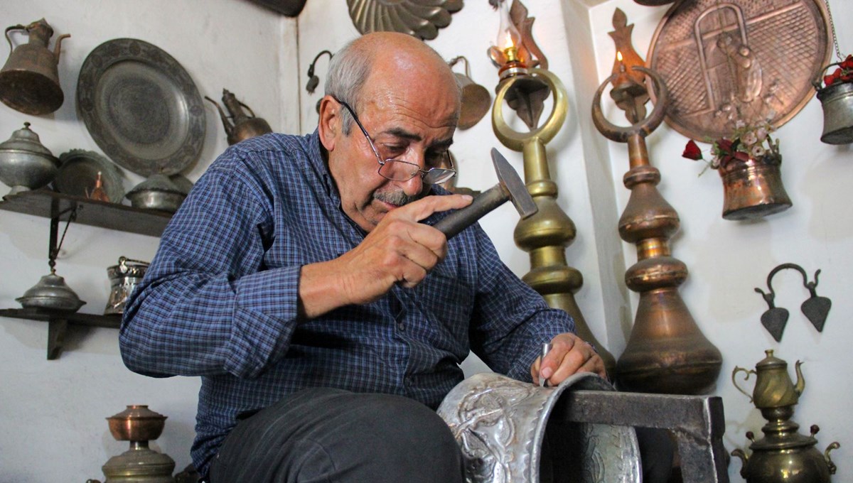 50 sene önce başladı: Yarım asırdır işini sanata dönüştürüyor