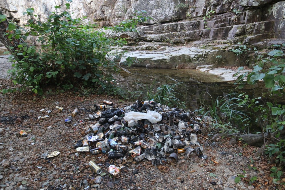 Kırklareli'deki Cehennem Şelaleleri'nin çevresi atık ve çöplerle doldu - 5