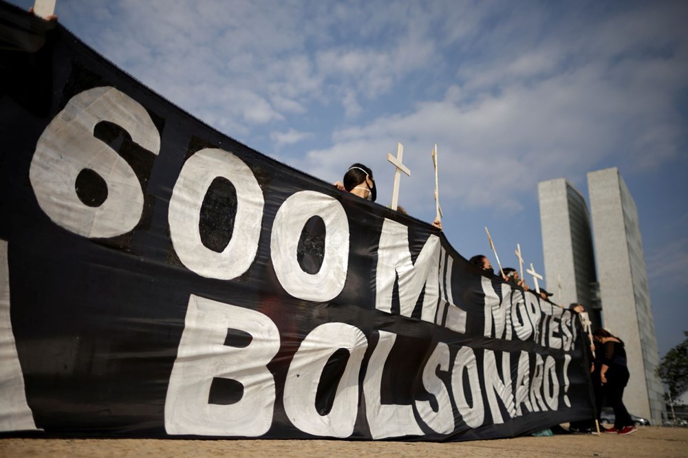 Senato raporu: Bolsonaro, ülkedeki Covid-19 ölümlerindeki rolü nedeniyle yargılanmalı - 2