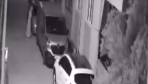 Kadın kılığına giren balkon hırsızı yakalandı