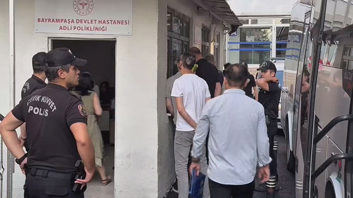 Gözaltına alınan şüpheliler sağlık kontrolünden geçirildi