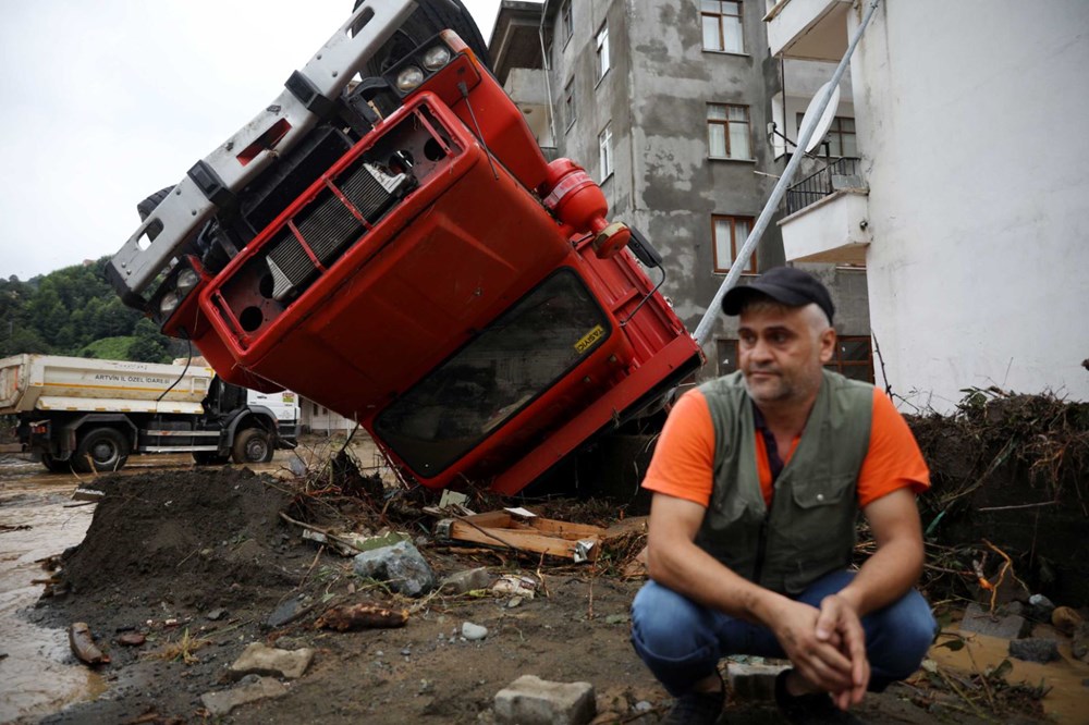 Artvin'de sel gitti, çamur kaldı - 23
