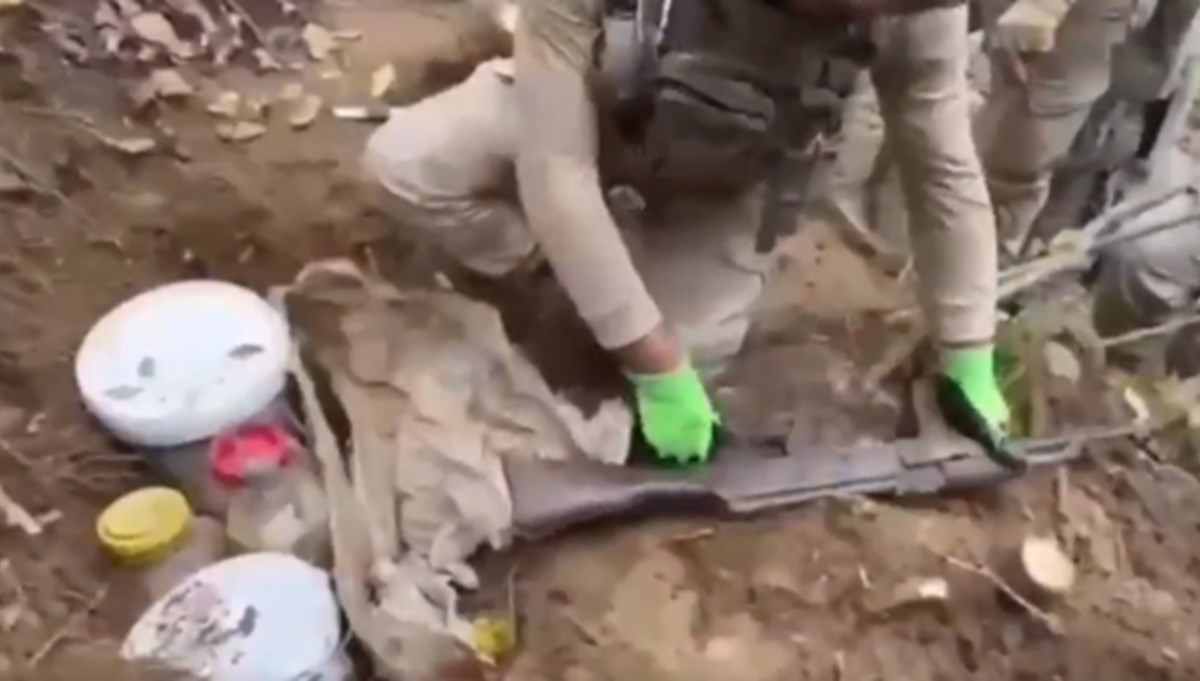 61 bin 500 jandarma ile Kahramanlar operasyonu: Mağara ve sığınaklar imha edildi 61 bin 500 jandarma ile Kahramanlar operasyonu: Mağara ve sığınaklar imha edildi