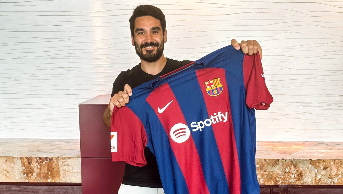 İlkay Gündoğan, Barcelona'ya resmi imzayı attı