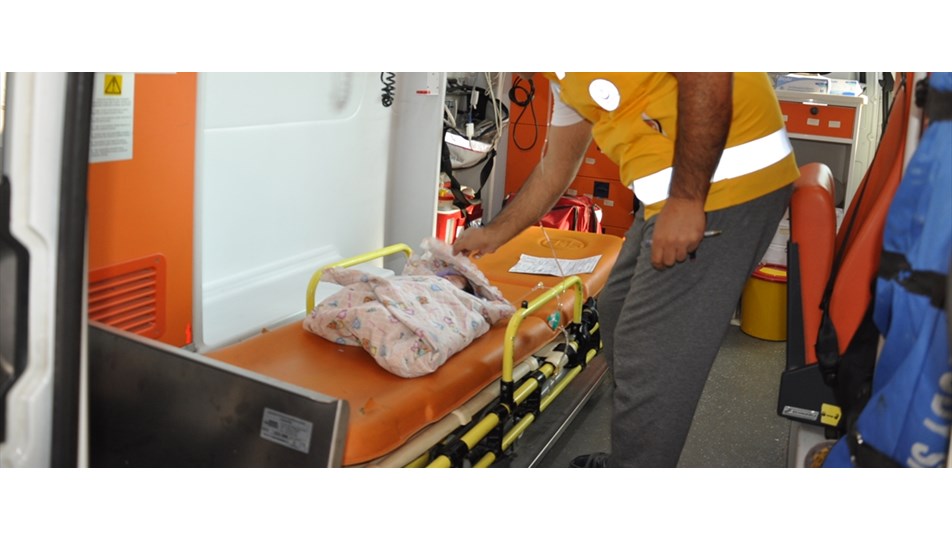 Yeni doğmuş bebek çöp poşetinde bulundu NTV Yeni doğmuş bebek çöp poşetinde bulundu NTV