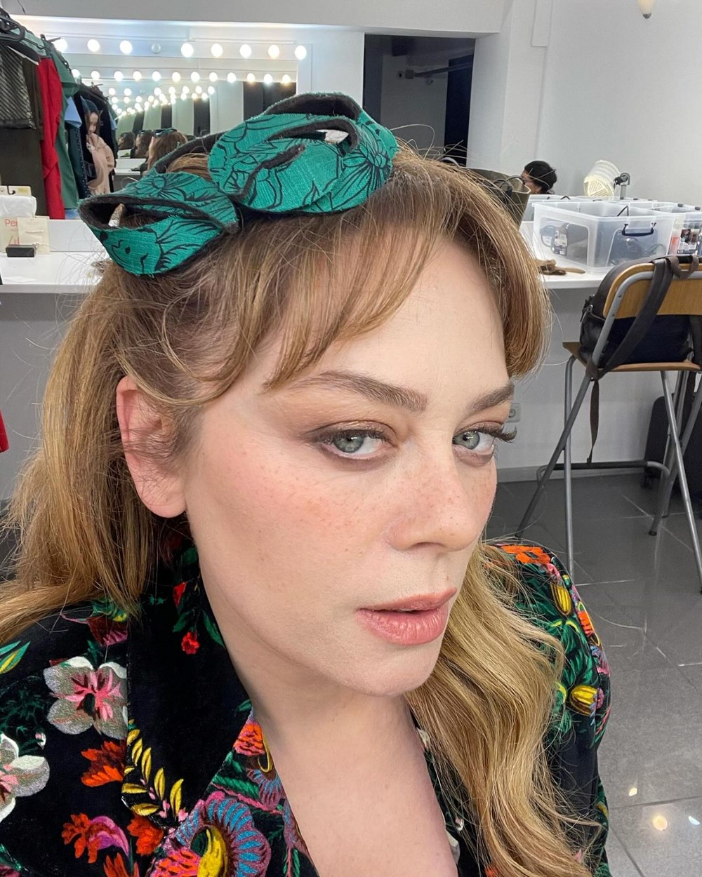 İrem Helvacıoğlu takipçilerini geçmişe götürdü (Ünlülerin çocukluk ve gençlik halleri) 217 2h6Mmzp2U a9VdAqHLN4Q