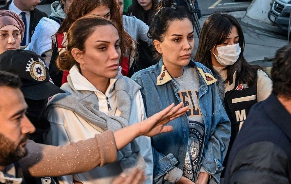 Öpüşmeye "hayasızca hareket" davası! Dilan Polat ve Sıla Doğu için istenen ceza belli oldu - 4