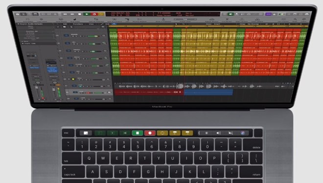 Apple 16 inç MacBook Pro’yu tanıttı