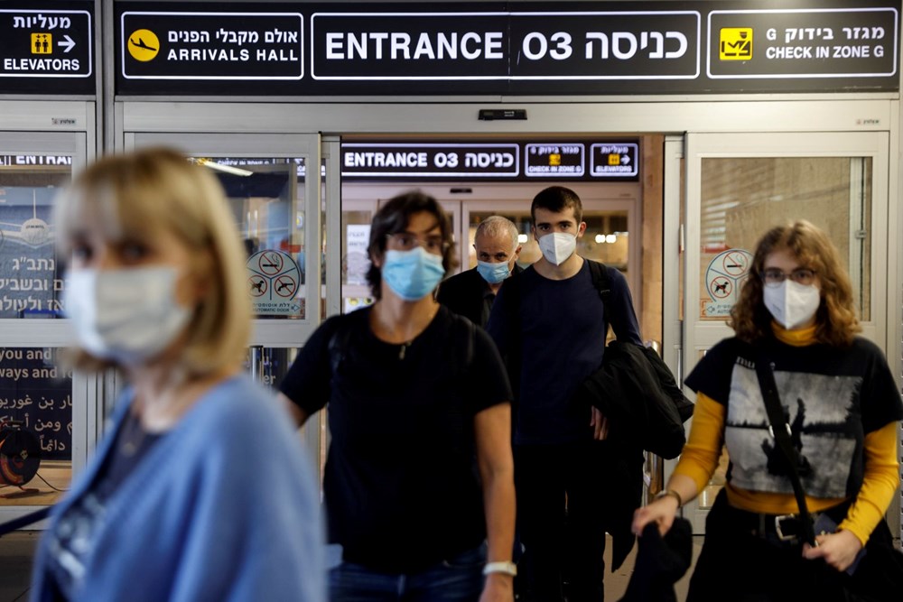 İsrail Sağlık Bakanlığı: Pfizer/BioNTech aşısı olanlar Omicron'a karşı korunuyor - 1