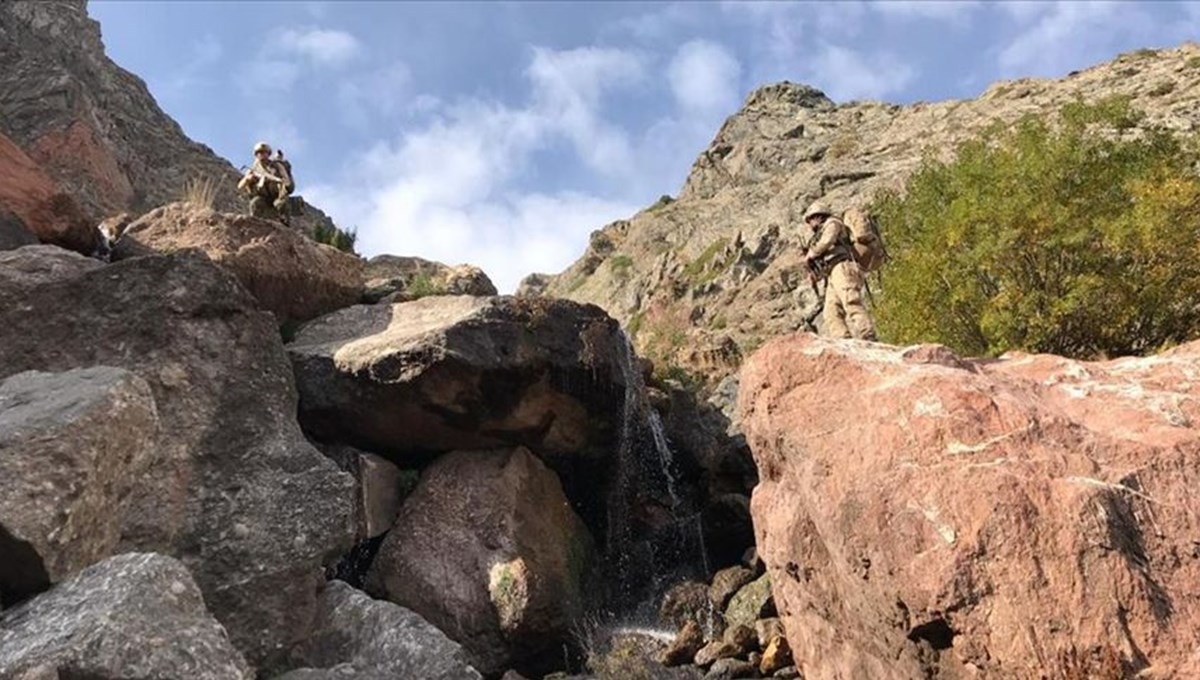 Bitlis'te bir güvenlik korucusu şehit oldu
