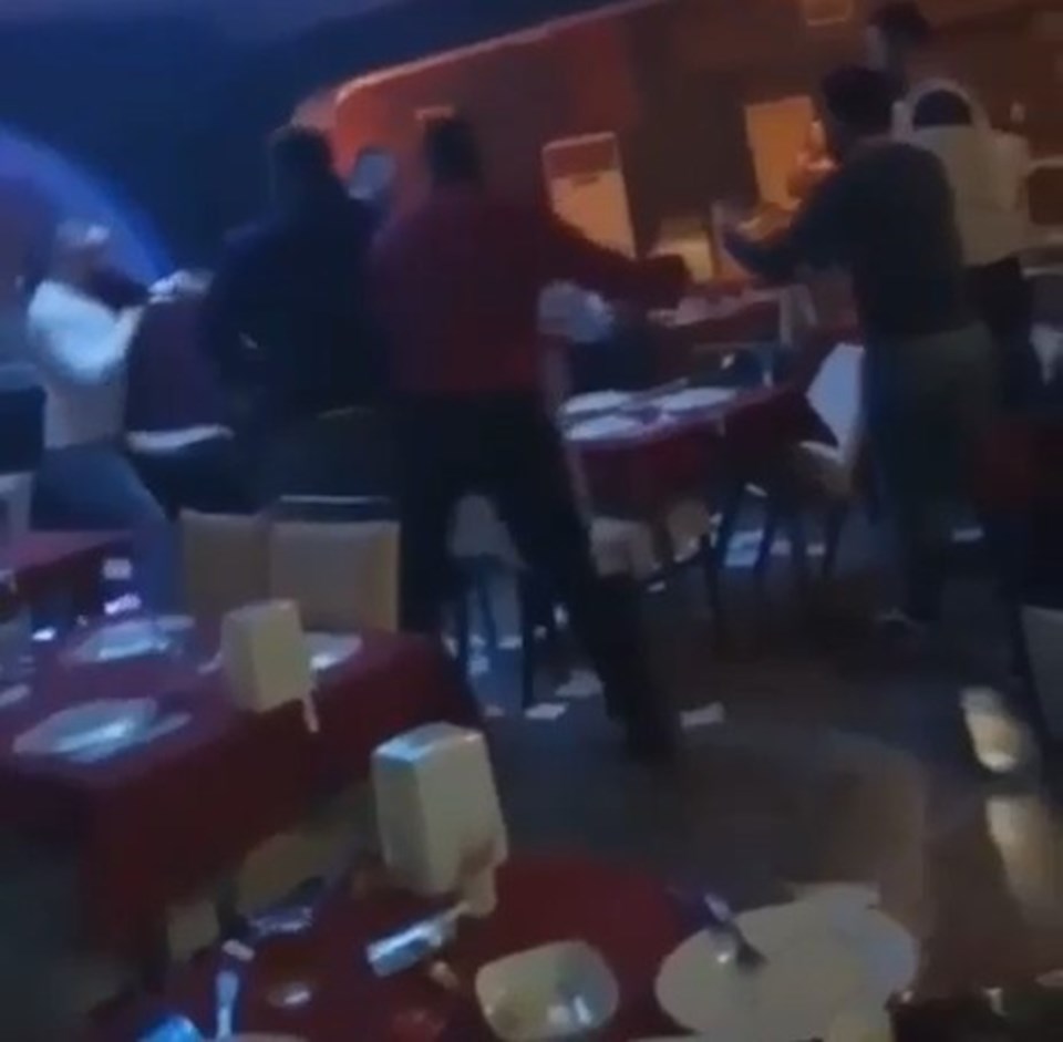 5jgufsQHUKh57PaLqV6 A