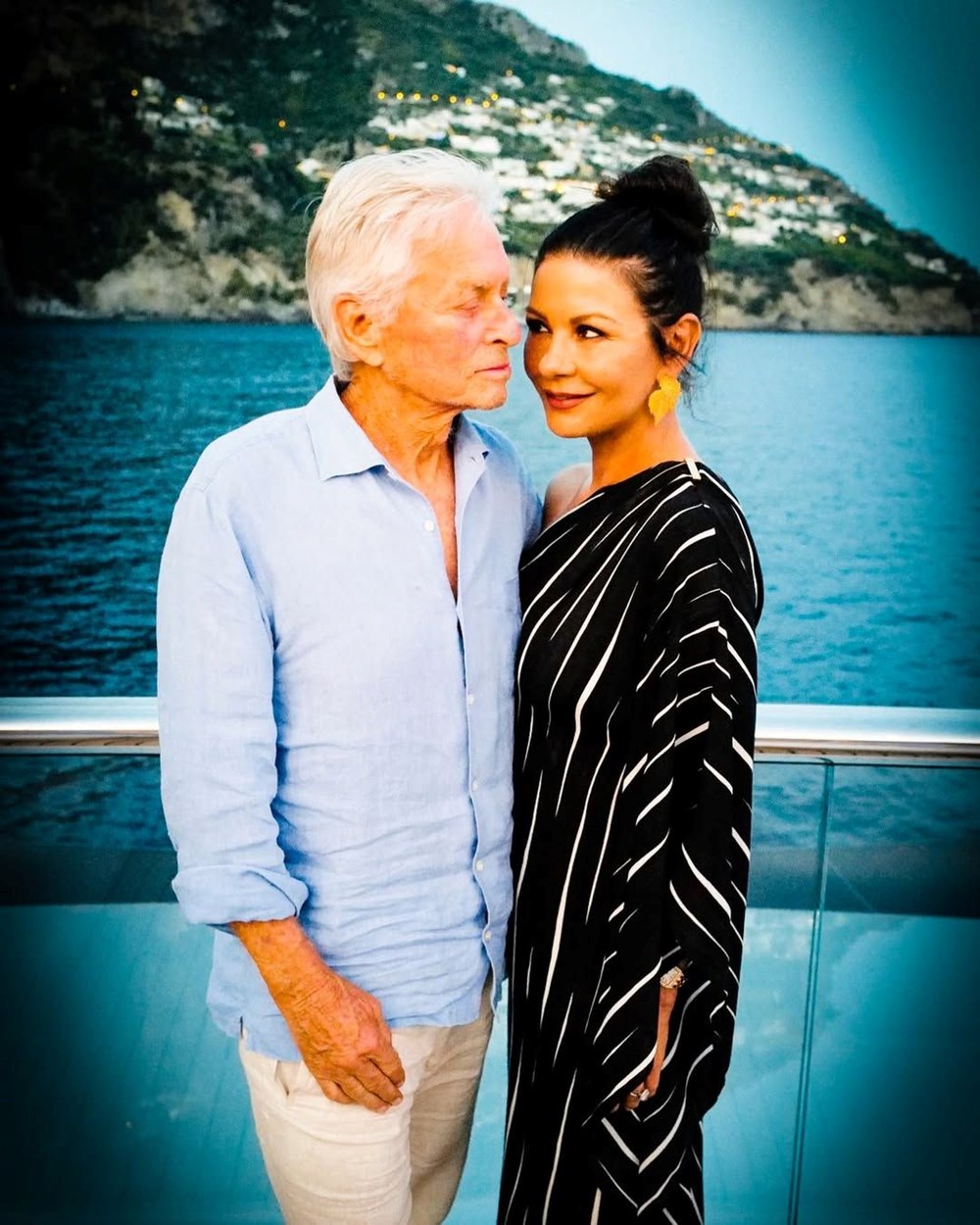 Catherine Zeta-Jones ile Michael Douglas'ın gurur günü: Tek sözle en uygunu 77