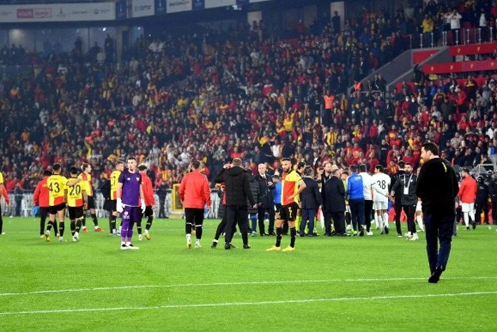 Göztepe-Altay maçında kaleciye saldıran taraftarın ifadesi ortaya çıktı - 6