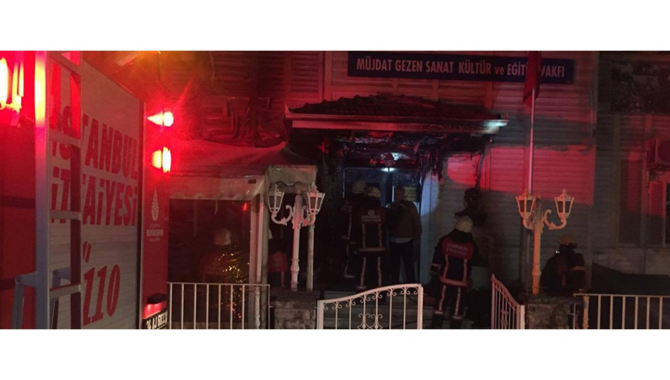 Müjdat Gezen Sanat Merkezi'ni kundaklayan saldırgan yakalandı