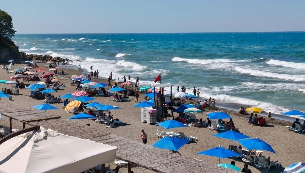 Akçakoca'da deniz yasağı