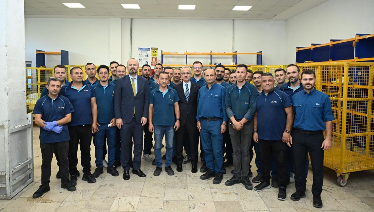 PTT'nin kalbi: Kargo işleme ve dağıtım merkezi PTT'nin kalbi: Kargo işleme ve dağıtım merkezi