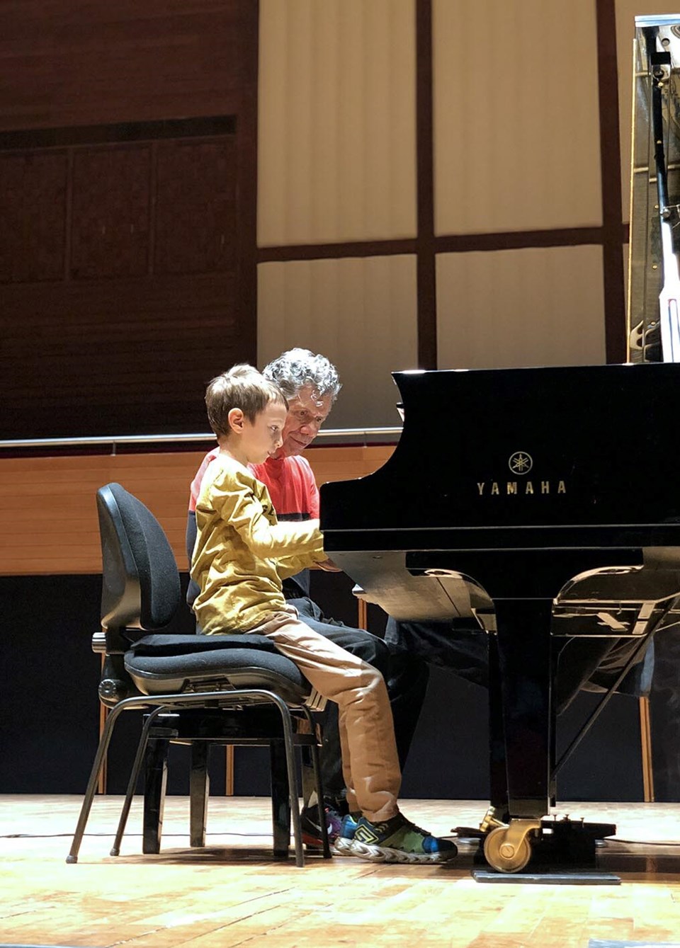 7 yaşındaki İrfan, caz efsanesi Chick Corea ile piyano çaldı - 1