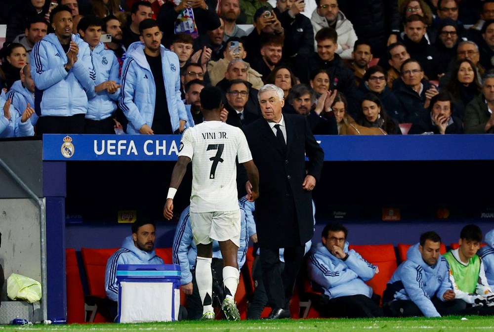 Şampiyonlar Ligi'nde Gerilim Yükseldi: Vinicius'un Penaltı Hatası ve Tepki Çeken Hareketi Stadyumu Ateşledi! 73 BvE009LlUCW28mEb5nhvg