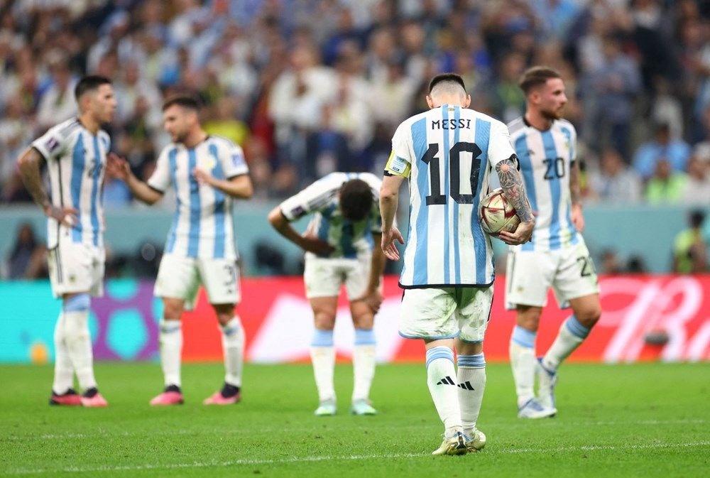 Lionel Messi sakatlığı nedeniyle antrenmana katılmadı! Arjantin-Fransa finalinde oynayacak mı? - 2