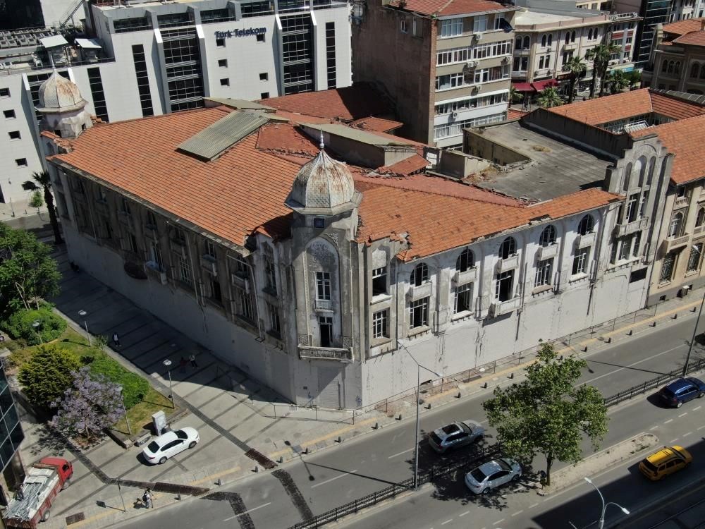 1928'de yapıldı: İzmir’deki tarihi han 1 milyar TL’ye satışta - 2