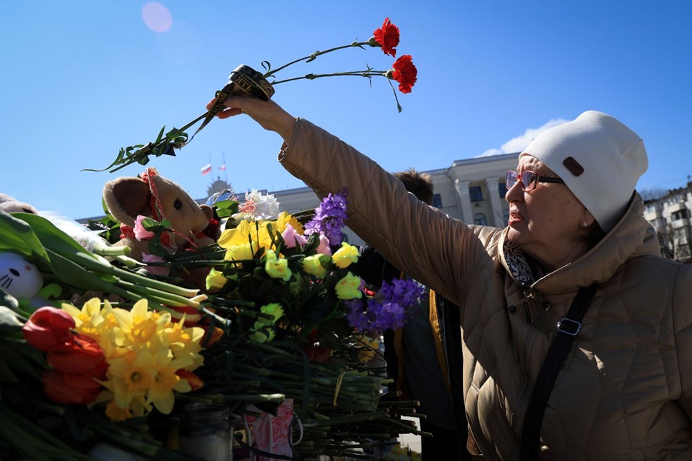 Moskova kurbanları anıldı: Putin ölenler için dua etti - 4