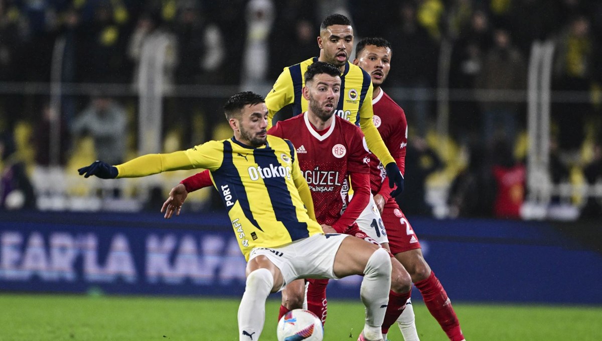 Fenerbahçe'nin farkı 4'e indirmesinin ardından: 