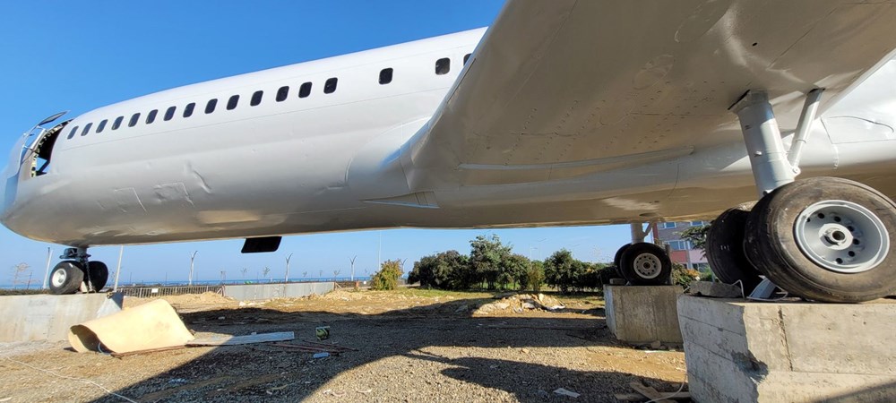 Trabzon'da pistten çıkan uçak, 'pide salonu'na dönüştürülecek - 4