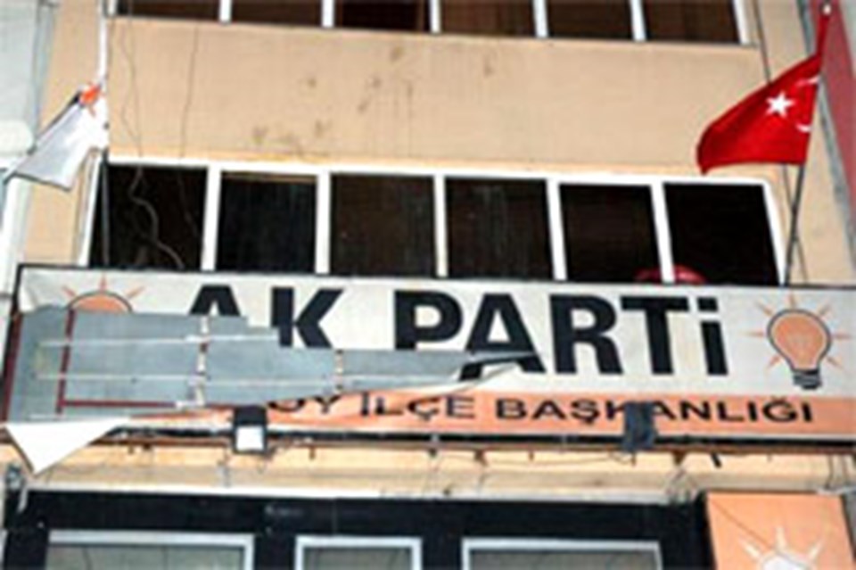 AK Parti işgal edildi - 1