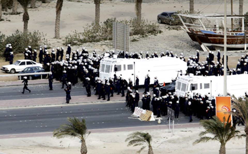 Bahreyn’de kanlı eylemler: 5 ölü  - 1