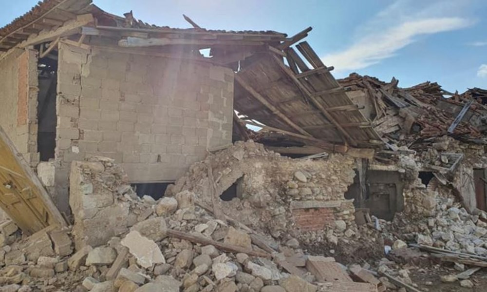 Depremin vurduğu Yunan adası Sisam'da son durum - 15