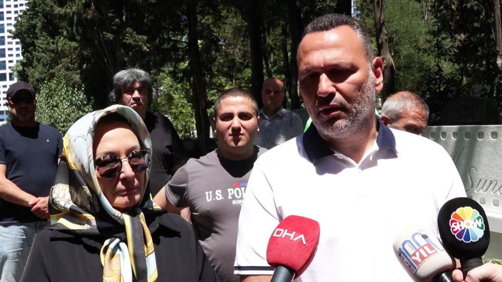 Kemal Sunal'ın kabri başında anma töreni: Her sene daha yorucu oluyor - 4