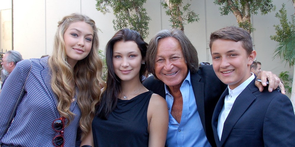 Мохамед хадид джиджи. Хадид дети. Джиджи хадид с дочкой. Родители джиджи и беллы хадид. Отец беллы хадид.