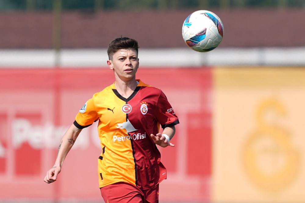 Kadın futbolunda derbi: Galatasaray-Fenerbahçe maçında kazanan çıkmadı - 4