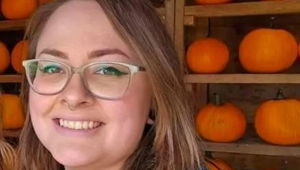 Boynundaki kaşıntının nedenini egzama sandı ama gerçek çok başka çıktı!