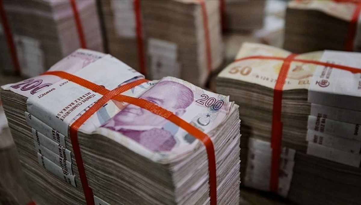 Hazine 57,9 milyar lira borçlandı