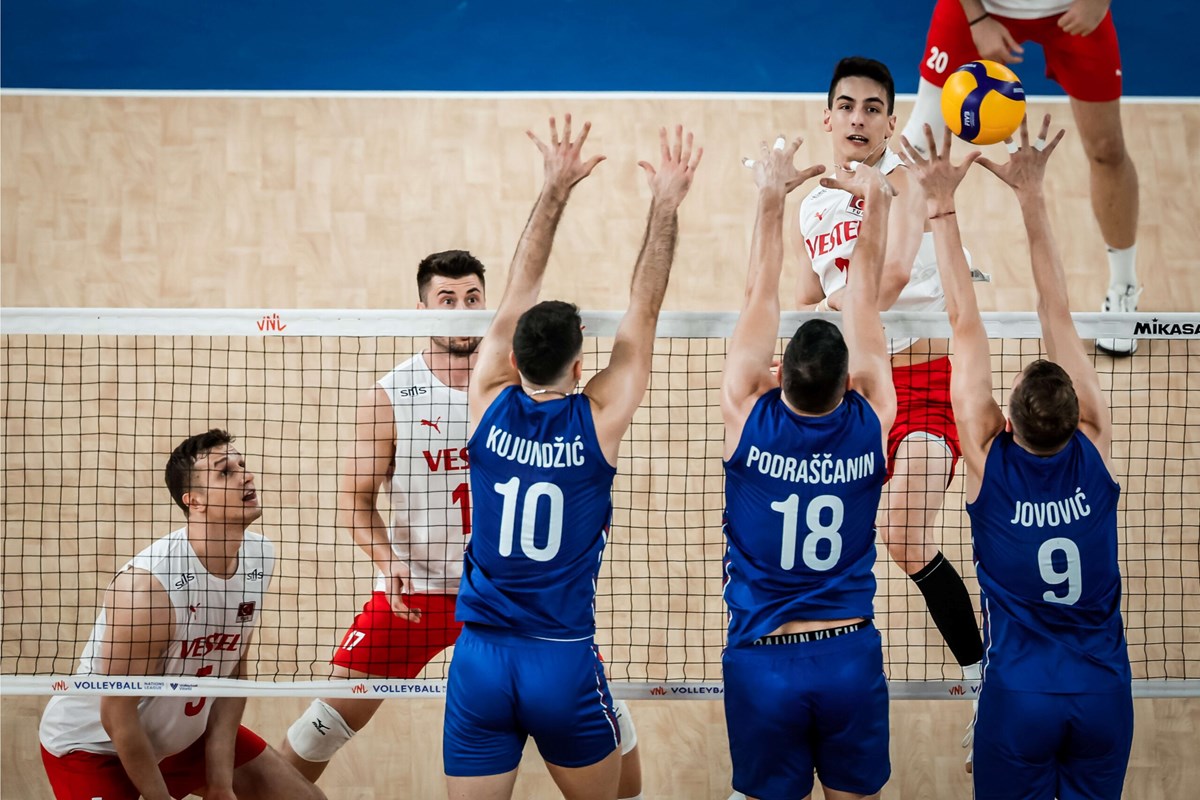 A Milli Erkek Voleybol Takımı, Sırbistan'a 3-1 yenildi